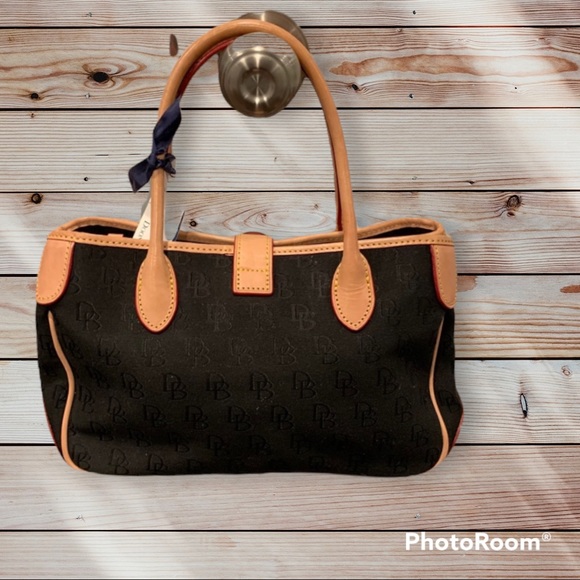 Dooney & Bourke Handbags - NWT Dooney & Burke small double handle tote black